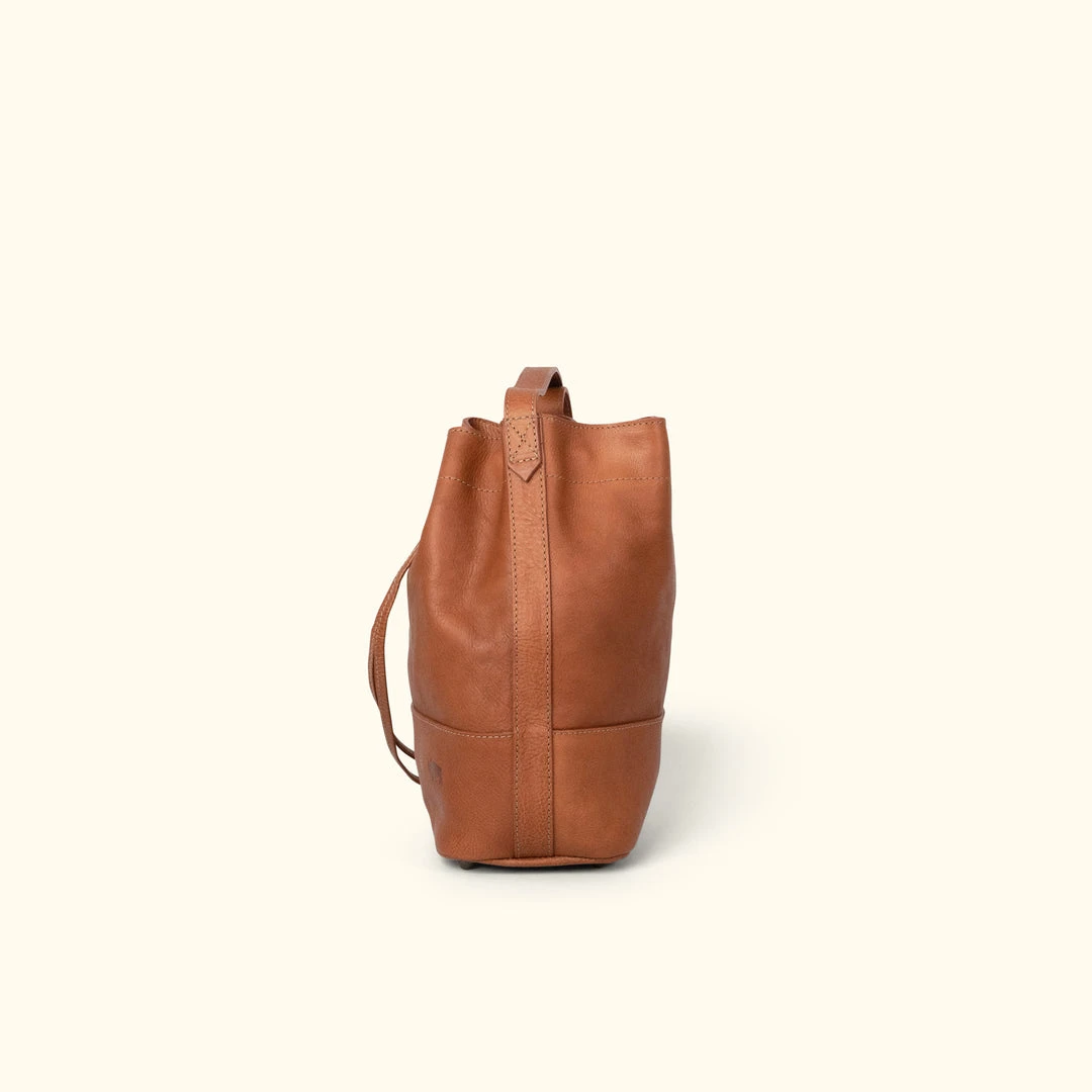 Buffalo Jackson Trading Co. Madison Leather Bucket Bag | Saddle Tan 5 Buffalo Jackson Trading Co. Madison Leather Bucket Bag | Saddle Tan