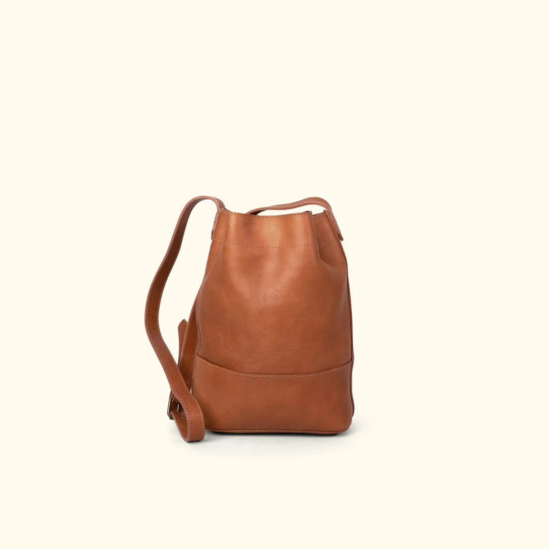 Buffalo Jackson Trading Co. Madison Leather Bucket Bag | Saddle Tan 6 Buffalo Jackson Trading Co. Madison Leather Bucket Bag | Saddle Tan