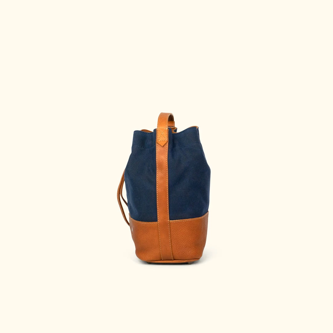 Buffalo Jackson Trading Co. Madison Waxed Canvas Bucket Bag | Navy W/ Saddle Tan Leather 5 Buffalo Jackson Trading Co. Madison Waxed Canvas Bucket Bag | Navy W/ Saddle Tan Leather