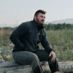 Buffalo Jackson Trading Co. Cannon Quilted Pullover | Charcoal Apparel