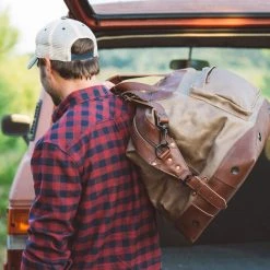 Buffalo Jackson Trading Co. Dakota Waxed Canvas Oversized Weekend Bag | Field Khaki W/ Chestnut Brown Leather 18 Buffalo Jackson Trading Co. Dakota Waxed Canvas Oversized Weekend Bag | Field Khaki W/ Chestnut Brown Leather