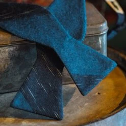 Buffalo Jackson Trading Co. Apparel Vintage Stripe Cotton Bow Tie | Blue