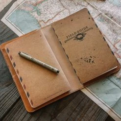 Buffalo Jackson Trading Co. Tech & Organization Dakota Leather Journal Cover & IPad Mini Case | Saddle Tan